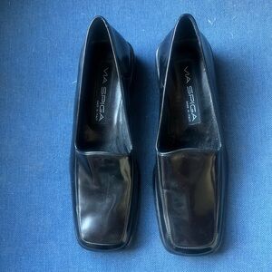 Via Spiga Glossy Black Square Toe Shoes